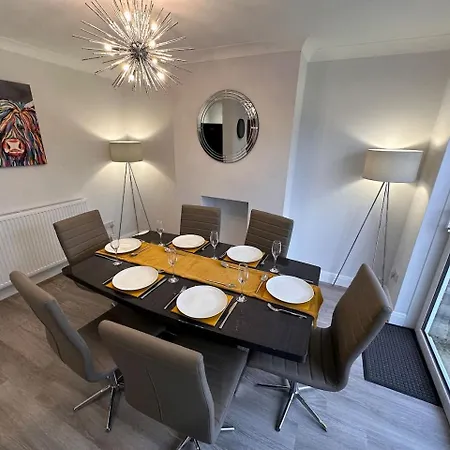 City Centre Home In Canterbury With Free Parking Exterior photo