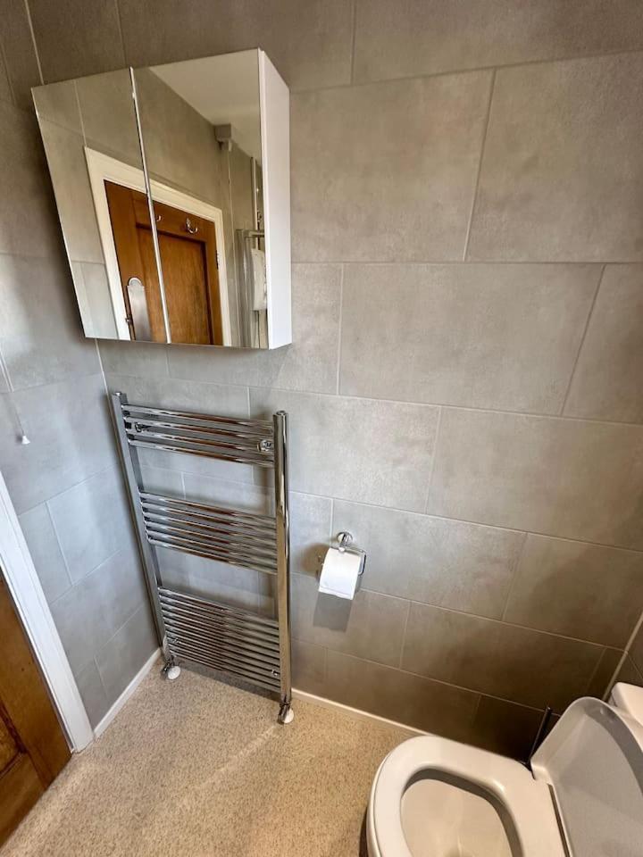 Centre In With Free Parking Holiday home Canterbury