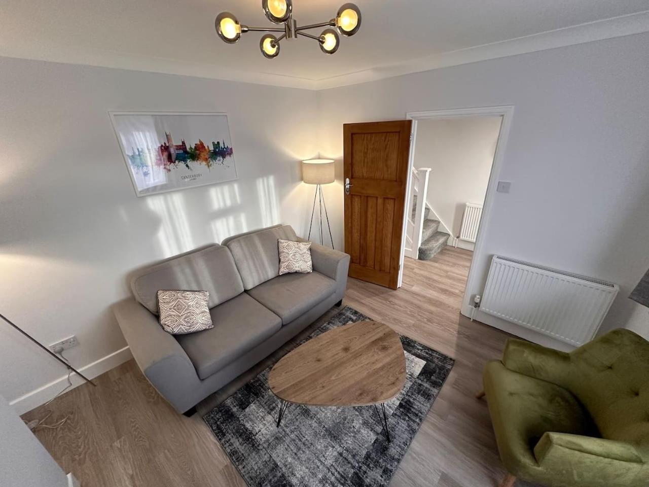 Centre In With Free Parking Holiday home *