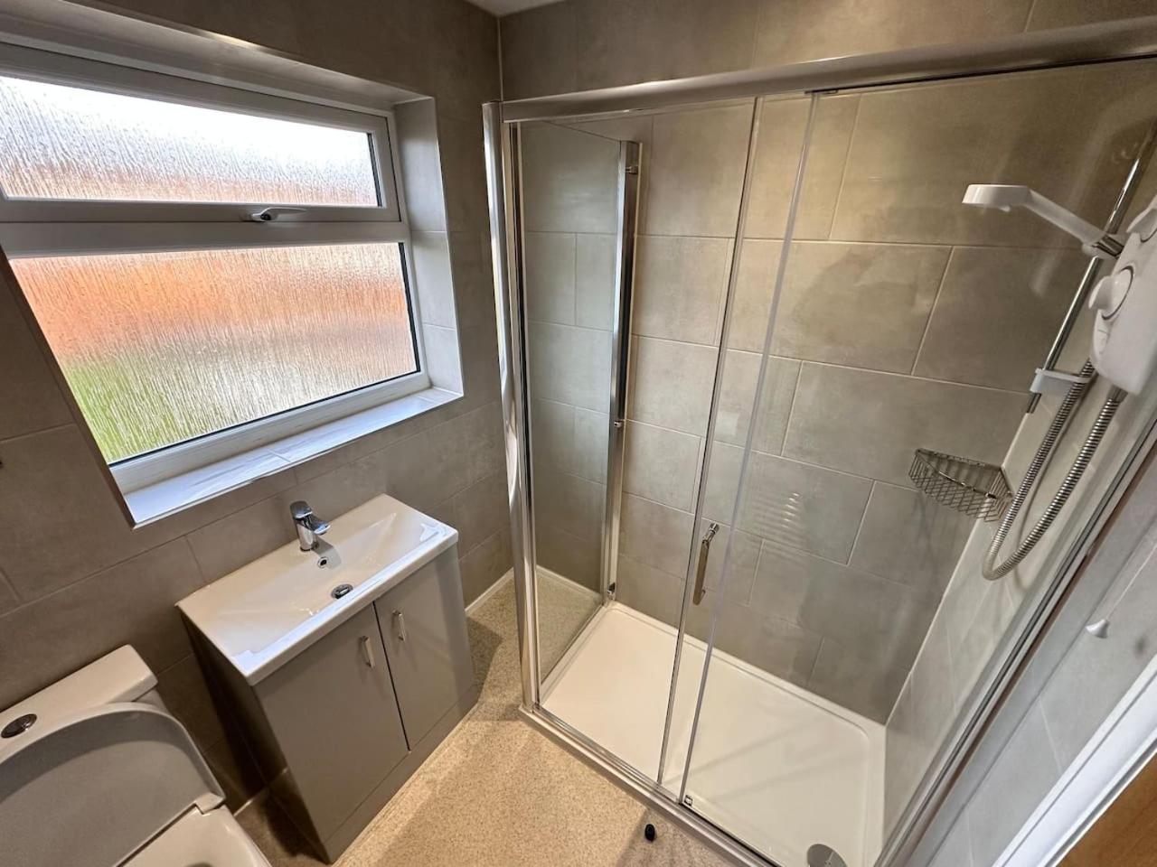 Holiday home Centre In With Free Parking Canterbury