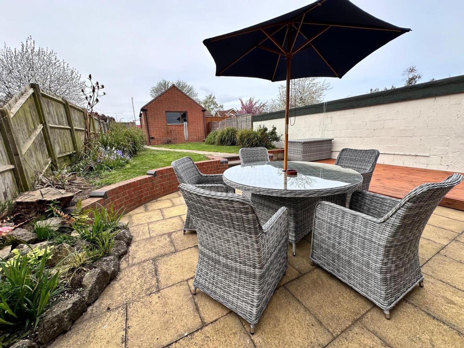 Centre In With Free Parking Holiday home